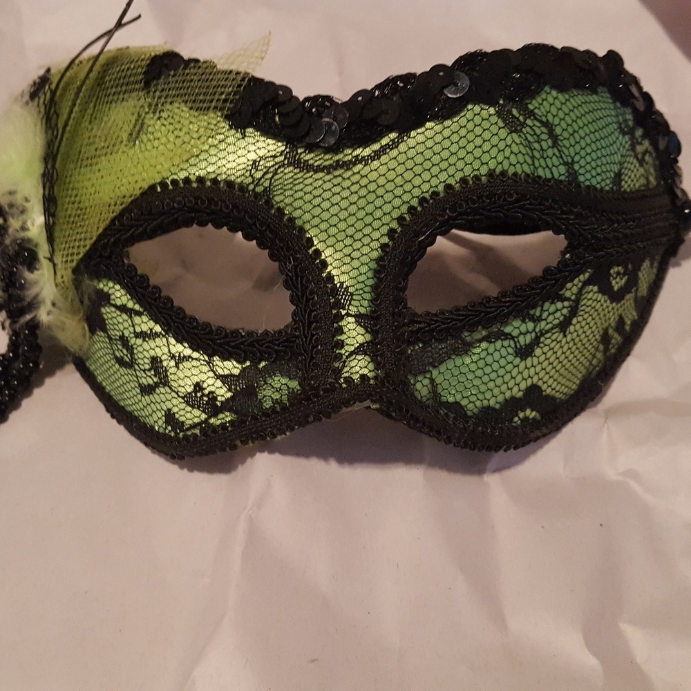 Green Lace Masquerade Mask